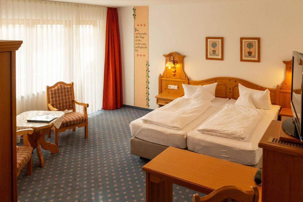 Hotel Schoene Aussicht Hornberg Kültér fotó
